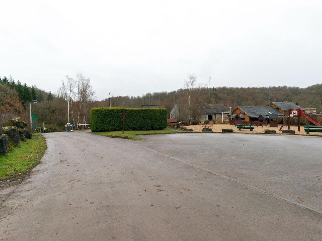 فيلا Cosy Chalet Near Durbuy In Nature Somme-Leuze المظهر الخارجي الصورة